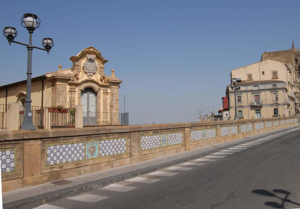 B&B Girosa Caltagirone Εξωτερικό φωτογραφία